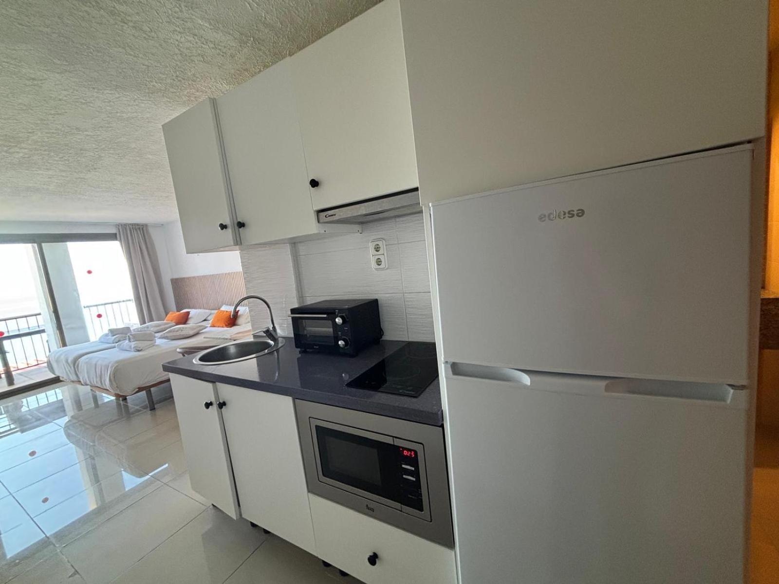 Es Grop Apartamentos Portinatx Zewnętrze zdjęcie